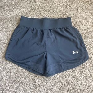 Under Armour Shorts Size S